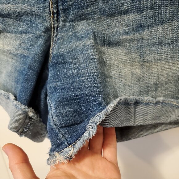 Eighty Two Denim Jean Shorts - Size 7 - Picture 3 of 4
